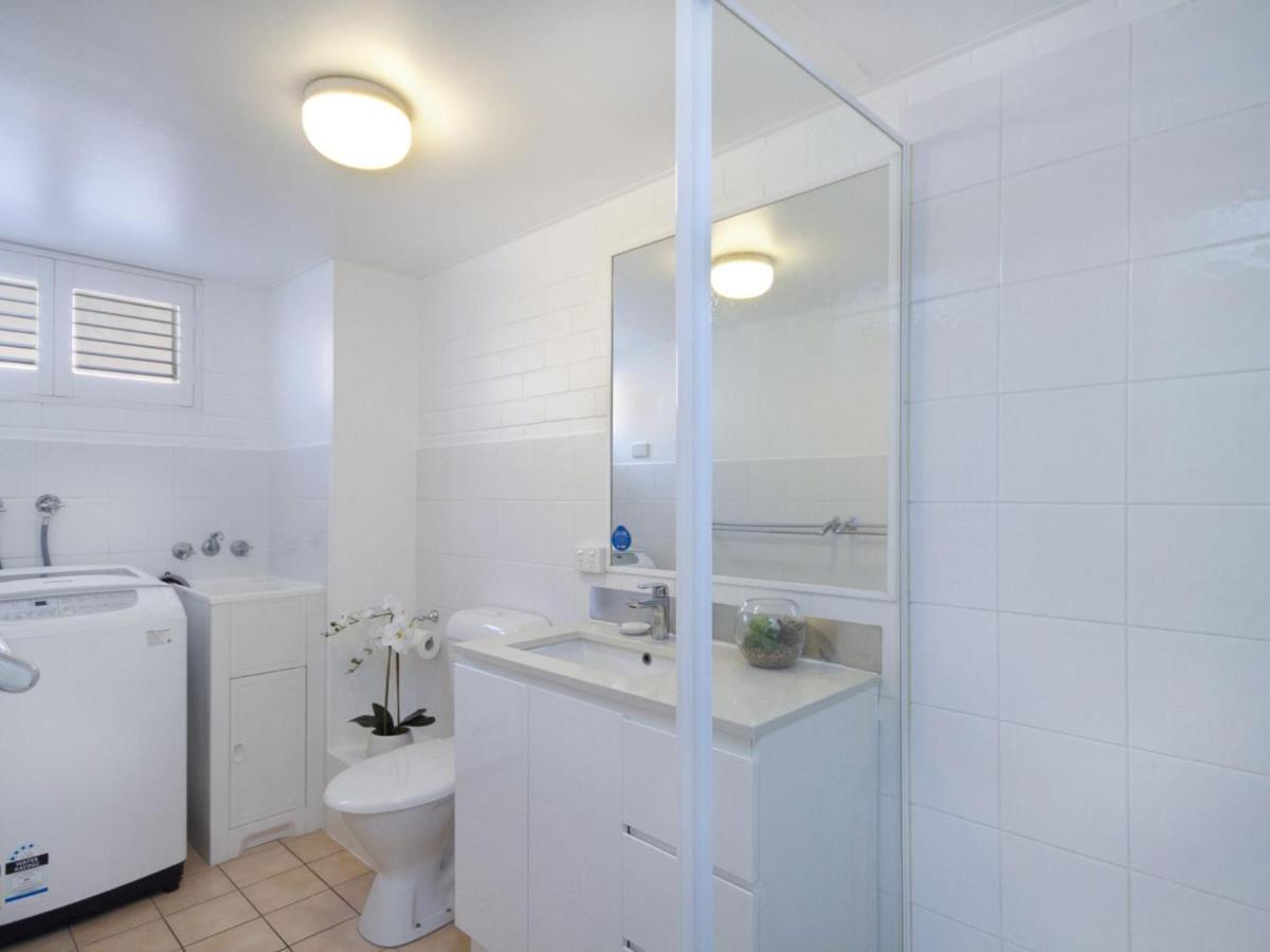 White Caps Unit 3 Apartment